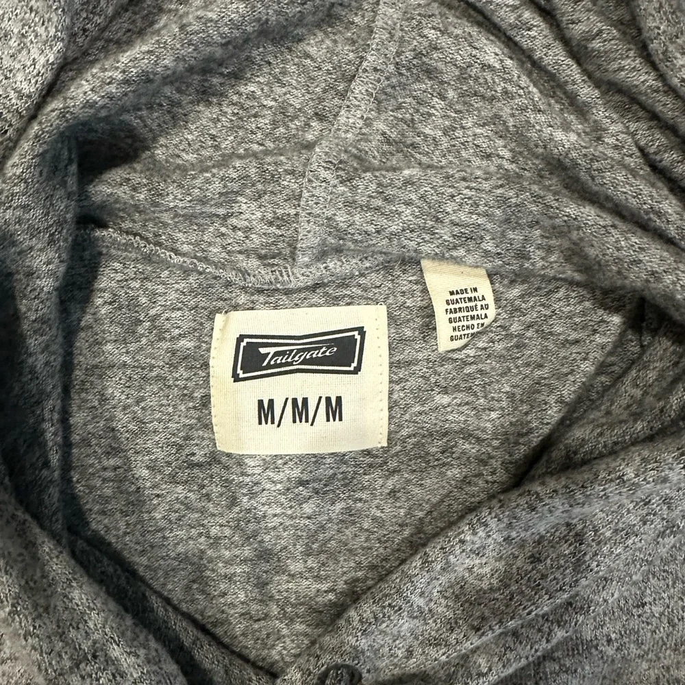 Red Sox sweatshirt - Picture 3 of 4